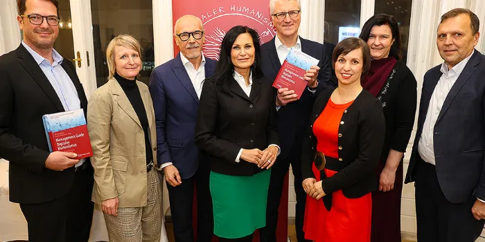 Digitaler Humanismus in der Praxis: Erfolgreiche Buchpremiere im Management Club Wien
